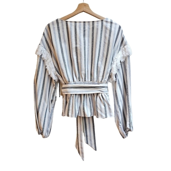 Saylor Linen Blend Jil Top with Belt and Fringe Detail, Size Medium - Picture 3 of 11